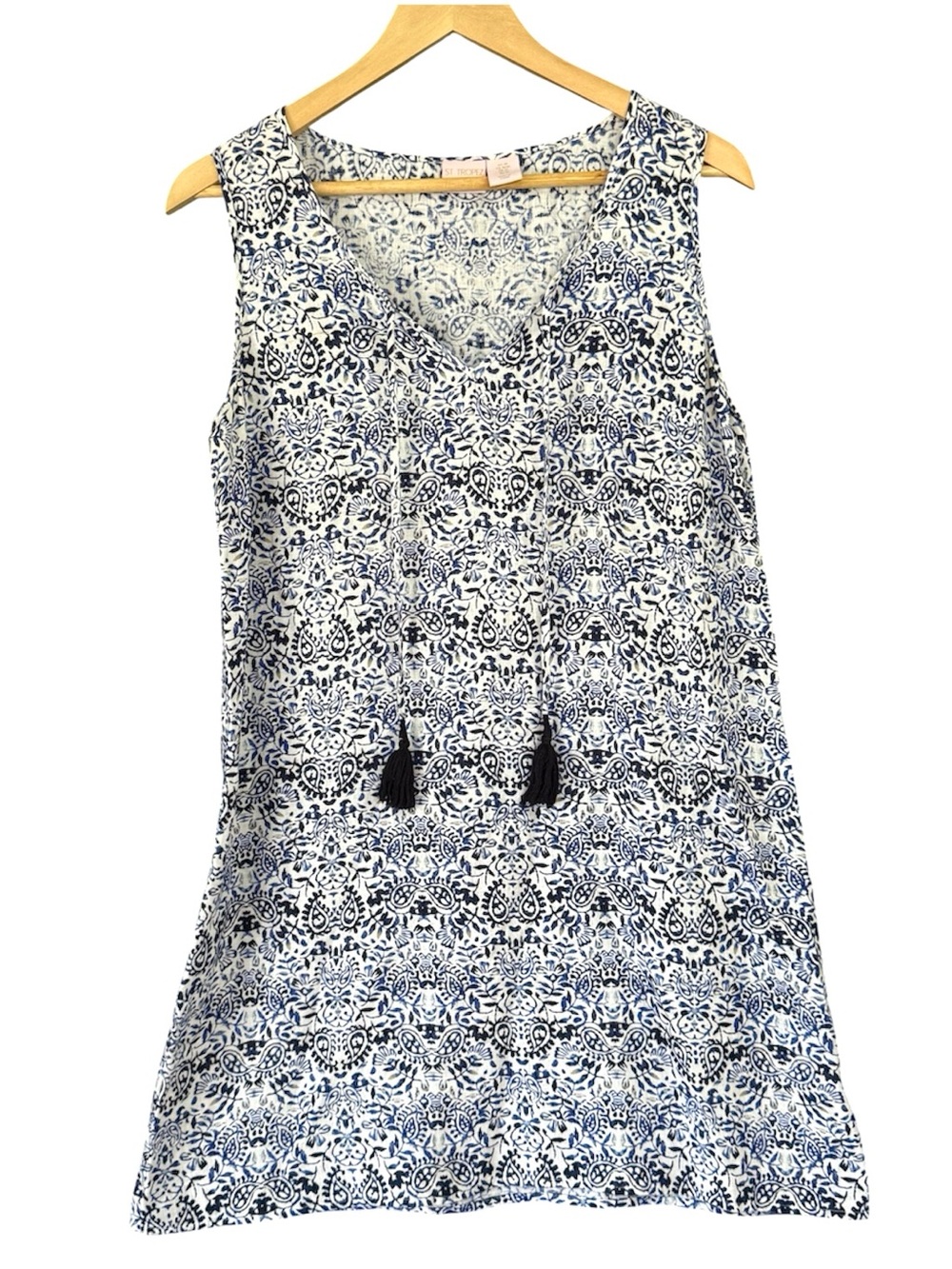 St. Tropez West Blue White Paisley
100% Linen Tassel Shift Dress Size M